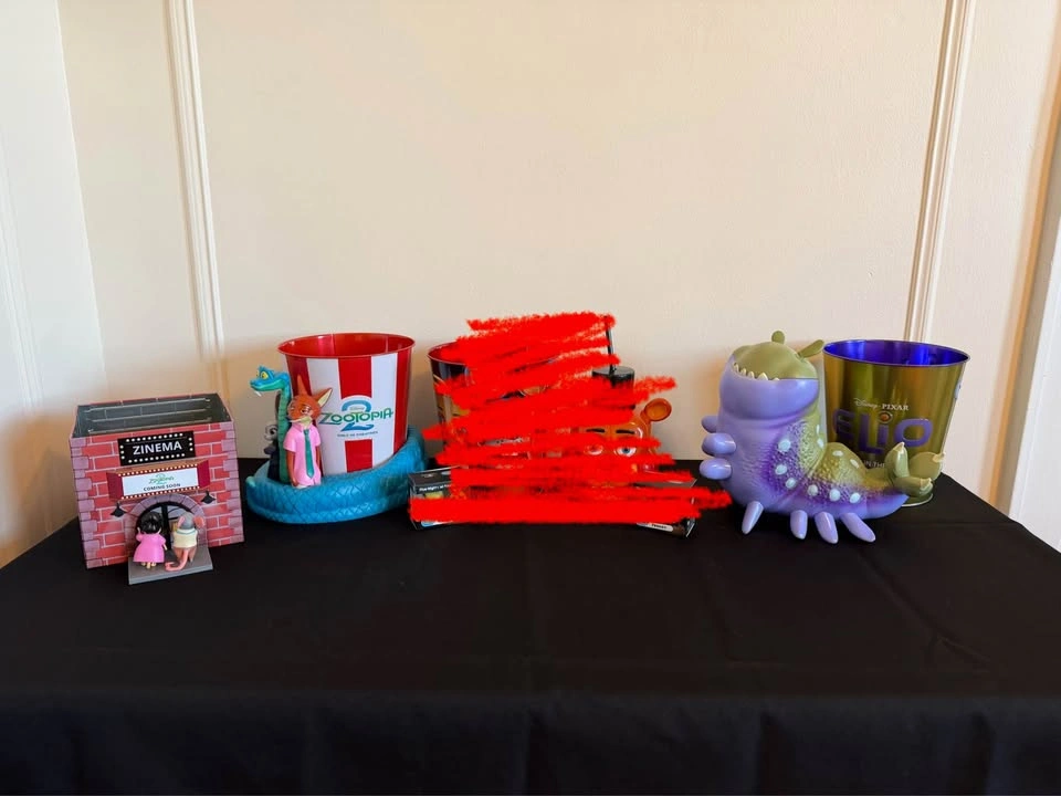 Movie Popcorn Buckets - photo 3