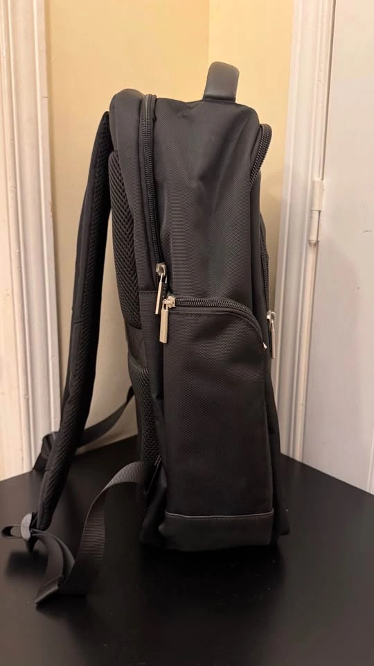 Brand New Bugatti Gregory Backpack – Vegan Leather – 17” Laptop - photo 4
