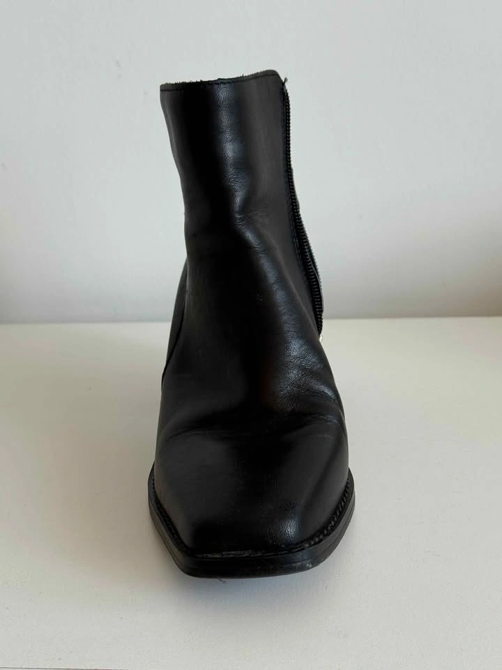 Vince Camuto Black Leather Block Heel Ankle Boots - photo 4