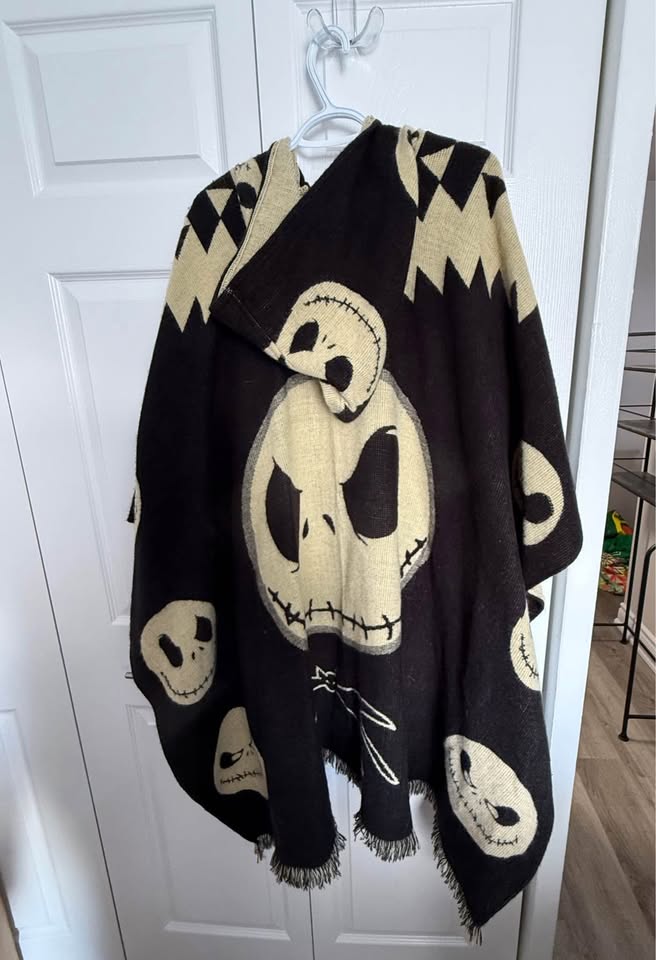 Nightmare Before Christmas - Woven Poncho - photo 4