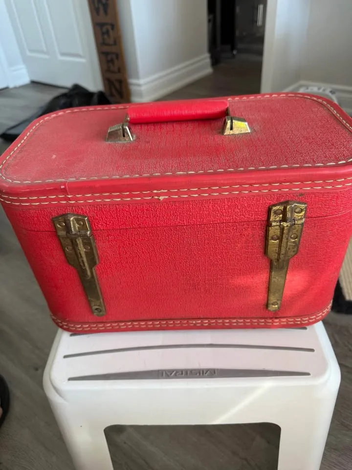 Vintage- Starline travel case image indicator(5)