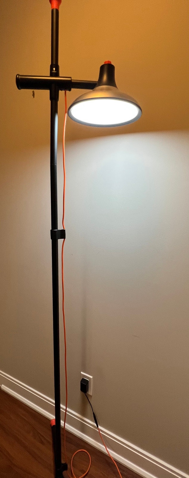 Daylight Artist Studio Lamp 2 (Like New in Box) - 95+ CRI - photo 3
