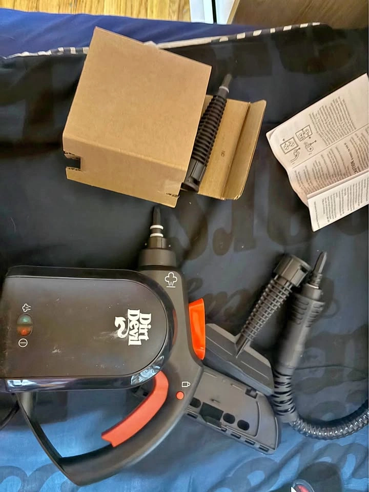 Dirt Devil Handheld Steamer