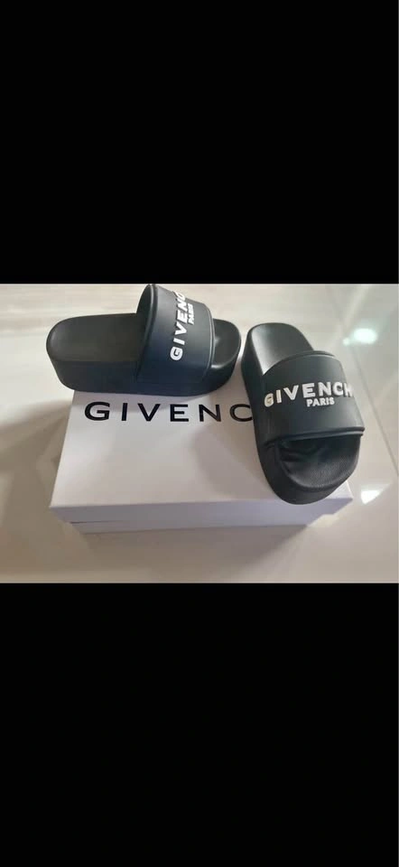 Givenchy Paris Slides - AUTHENTIC