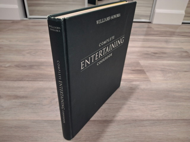 Williams-Sonoma Complete Entertaining Cookbook, 11" x 12" - photo 3
