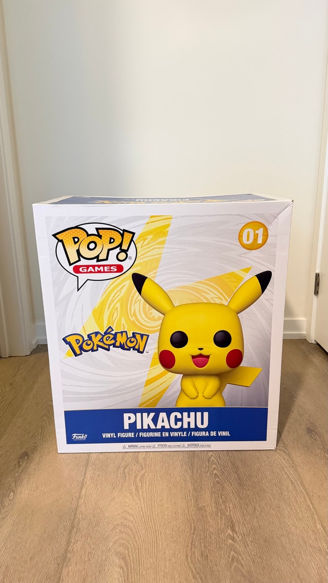 Funko POP Game Pikachu 18 inch 01