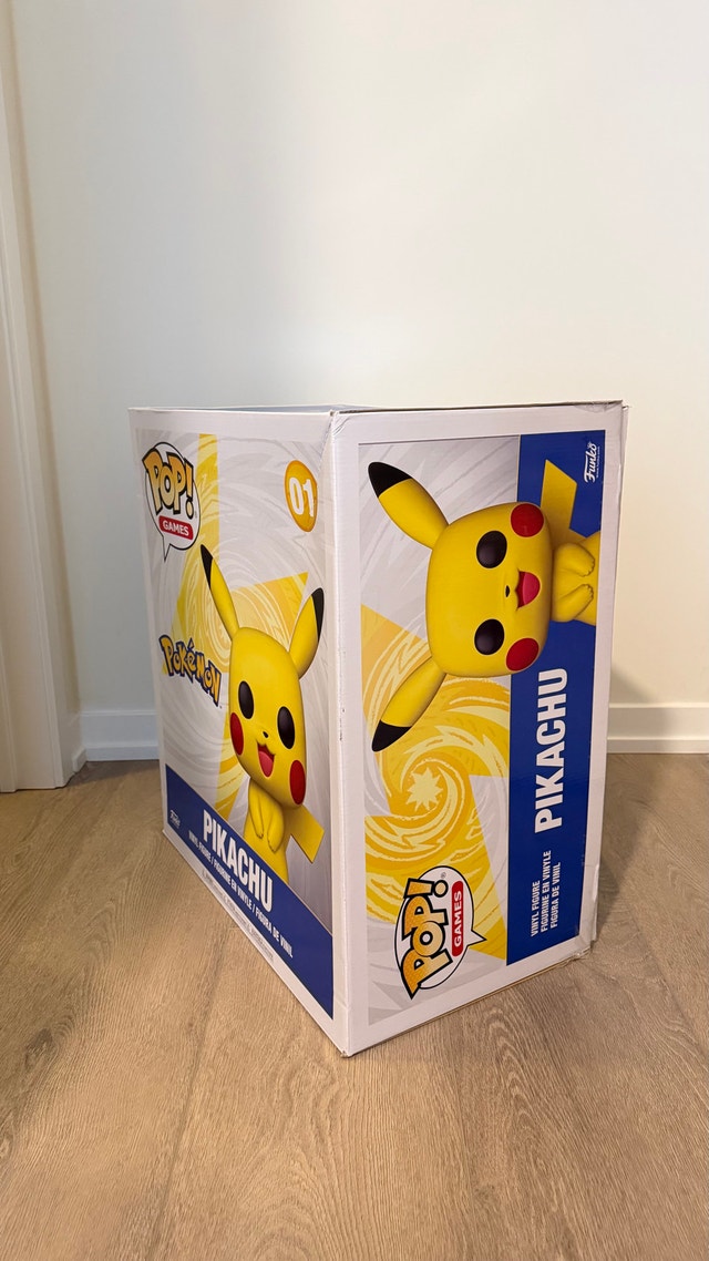 Funko POP Game Pikachu 18 inch 01 - photo 2