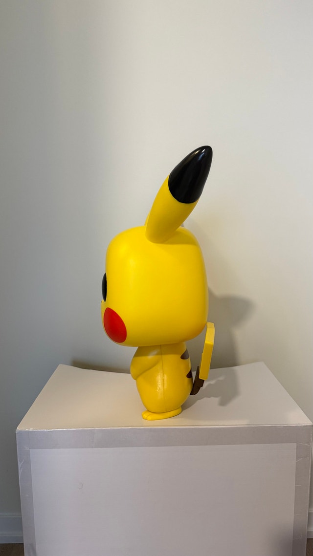 Funko POP Game Pikachu 18 inch 01 - photo 5
