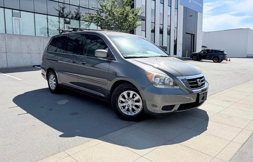 2008 Honda Odyssey - photo 2