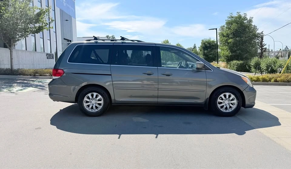 2008 Honda Odyssey - photo 4