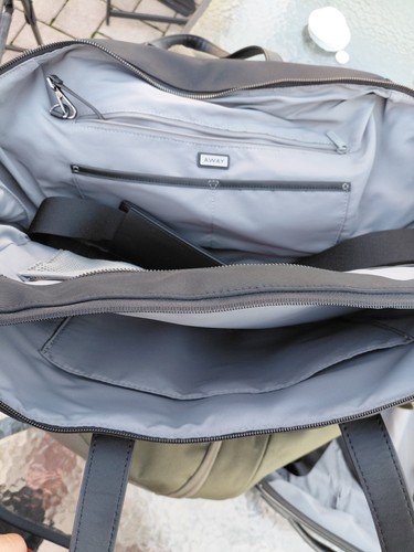 Away Everyday Bag Jet Black great condition Travel Bag - photo 2