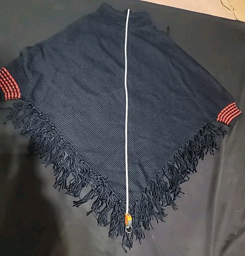 Exotic Hand Knitted Wool Crochet Poncho Black And Red - photo 5