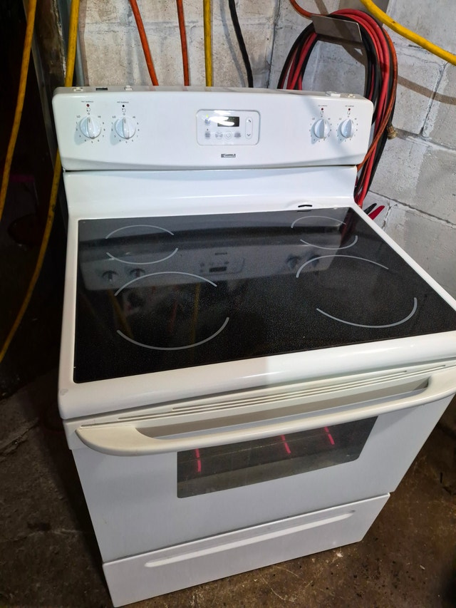 Kenmore Electric oven white glass flat top CLEAN - photo 2