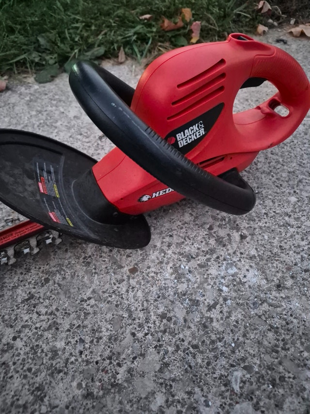20'' Hedge trimmer electric black & decker orange - photo 4