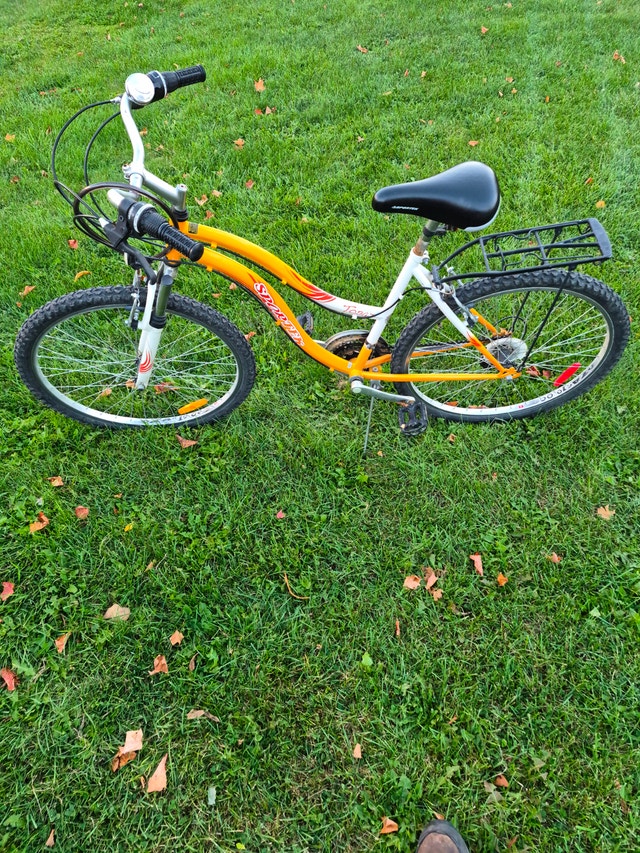 24'' Sportek Topaz Mountain Bike Orange/White