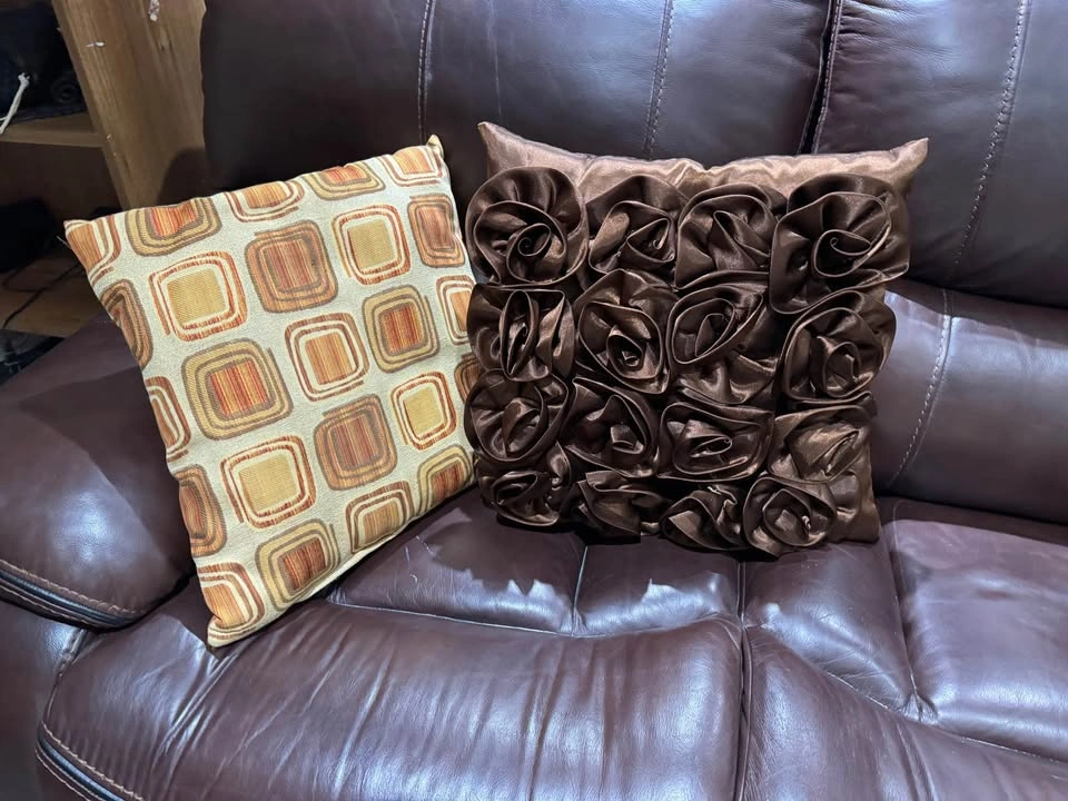 Decorative Throw Pillows - photo 2