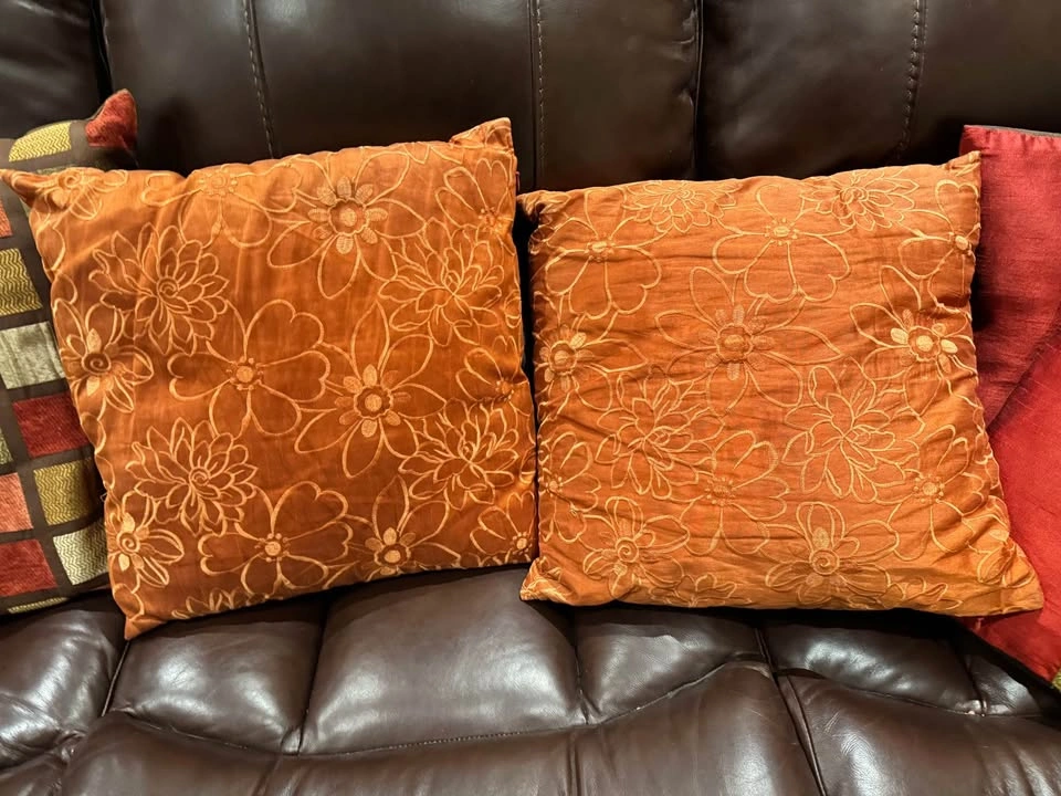Decorative Throw Pillows - photo 5