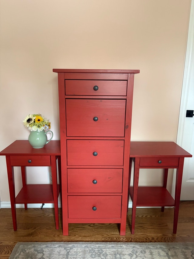 Rare & Discontinued Red IKEA HEMNES 3-drawer bedroom set