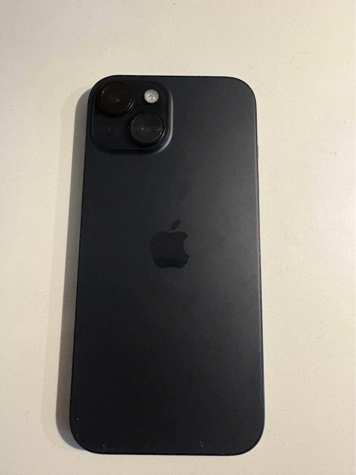iPhone 15 (send offers) - photo 2