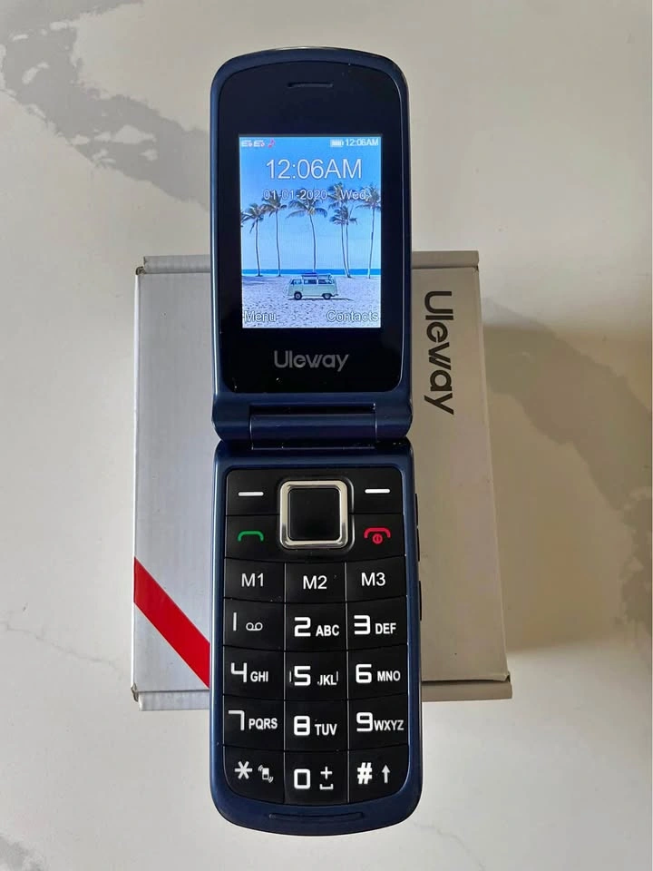 Uleway flip phone (SEND OFFERS)