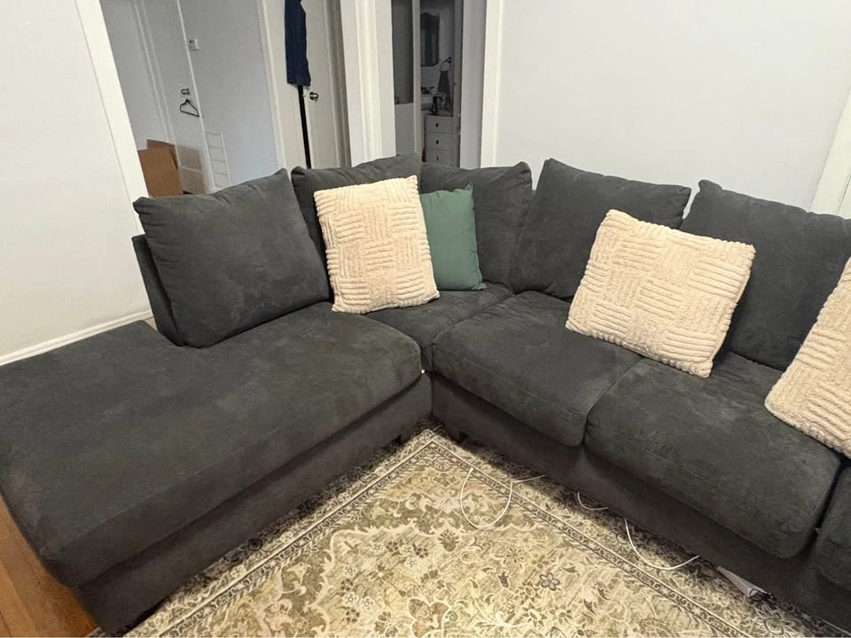 MOVING OUT SALE - Sectional Couch - photo 3