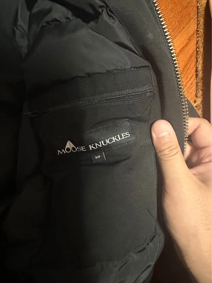 Moose knuckles jacket size small - photo 3