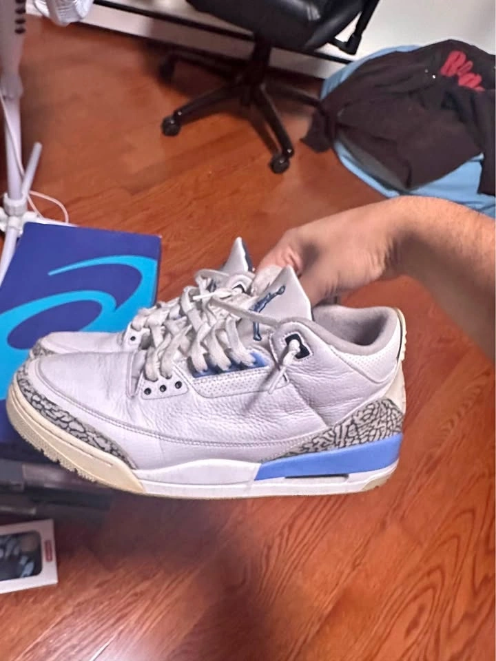 Jordan 3 Unc size 12.5