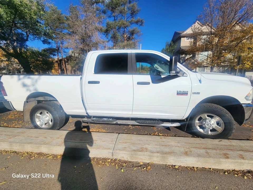 2012 Ram 2500 Crew Cab - photo 3