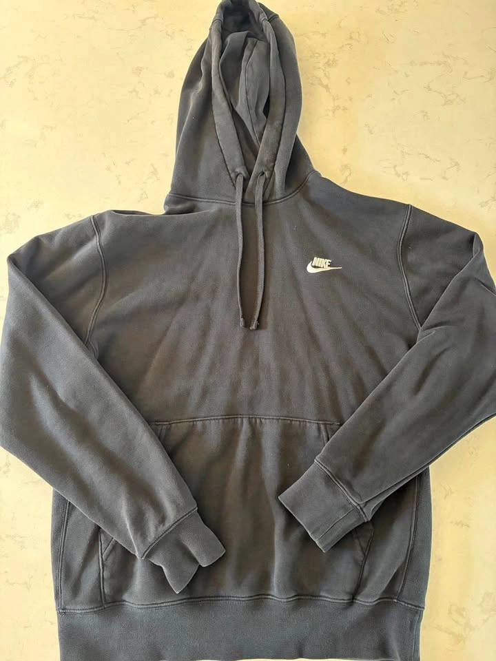 Nike Sportswear Club Fleece Hoodie Size Small