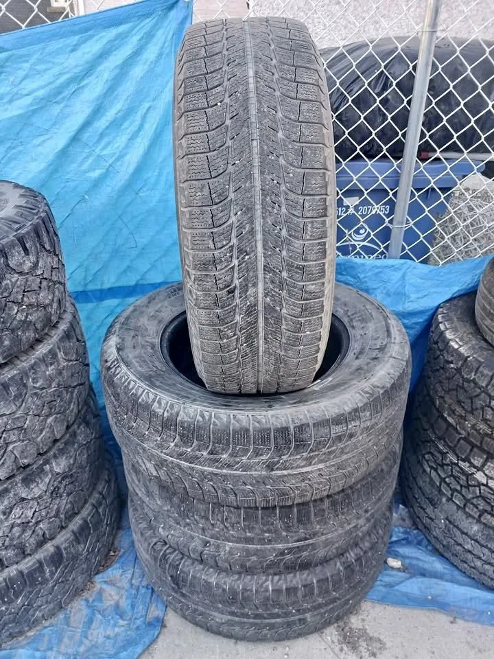265 65 r18 MICHELIN LATITUDE X-ICE Winter Tires thumbnail