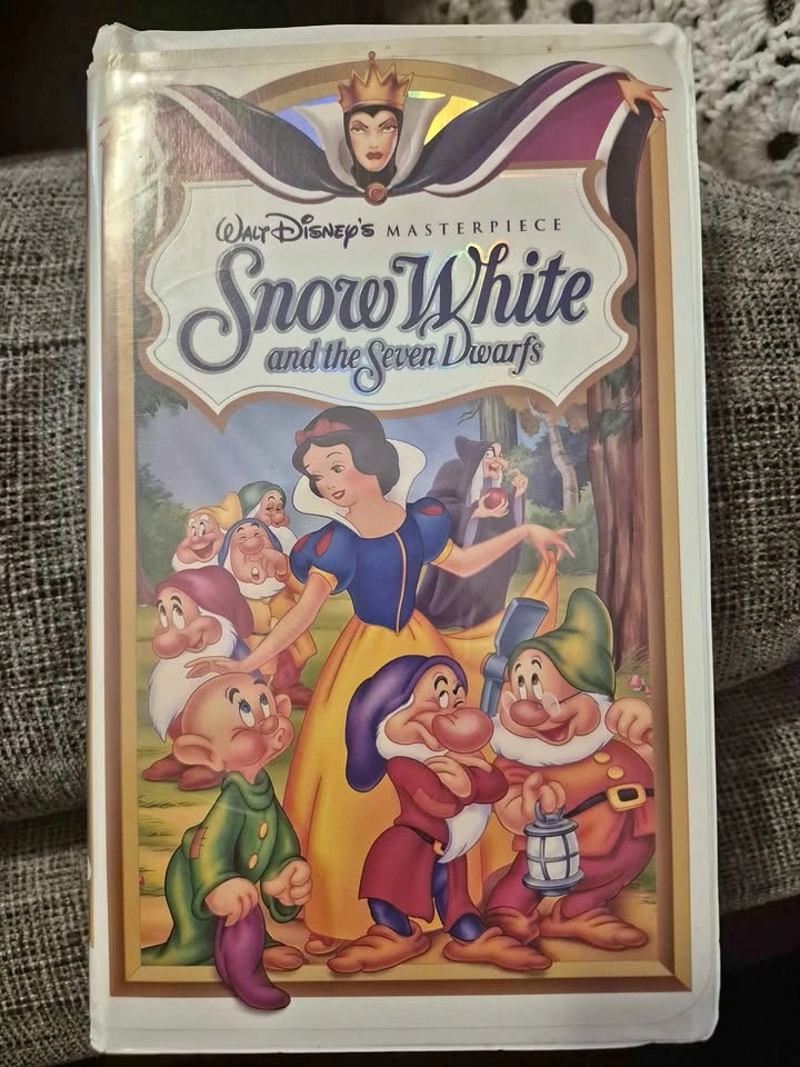 Walt Disney's Masterpiece Snow White and the Seven Dwarfs VHS