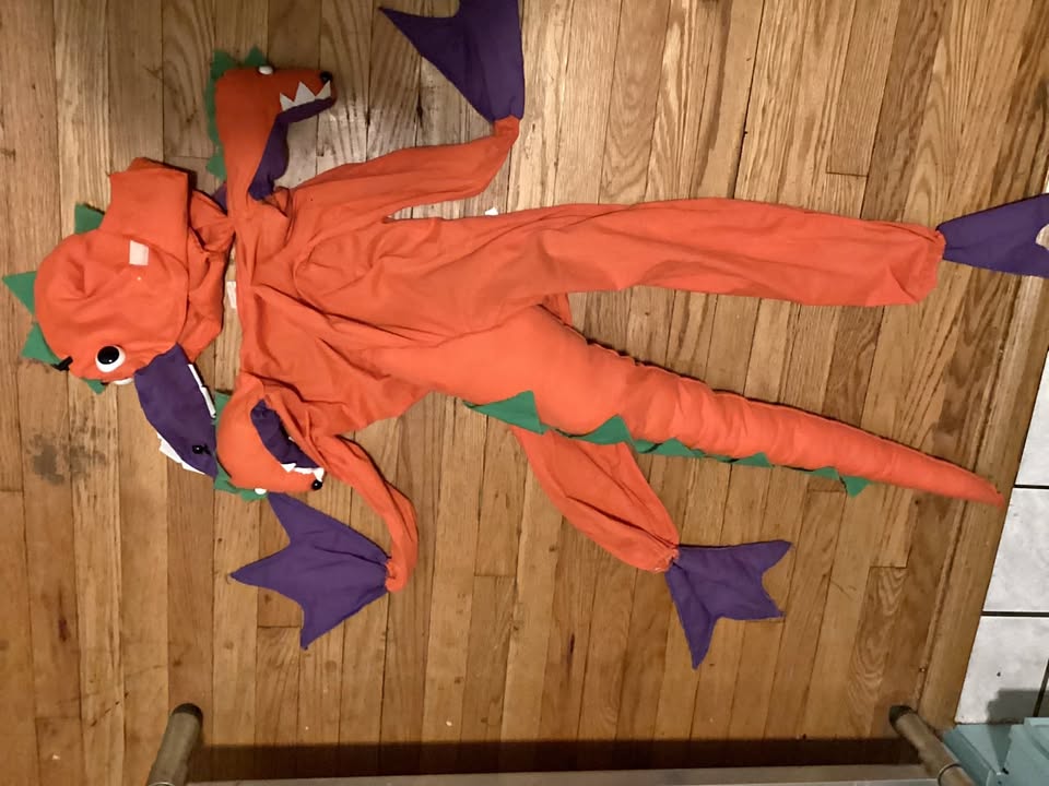 🧡3-Headed Orange Dragon/Dino for 7-8 years old