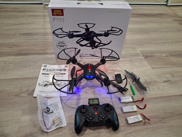 Holy Stone F181 Drone – Complete Set with 4 Batteries - photo 2