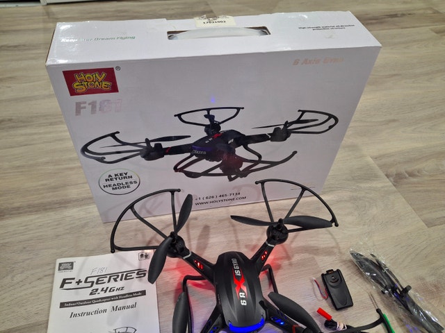 Holy Stone F181 Drone – Complete Set with 4 Batteries - photo 3