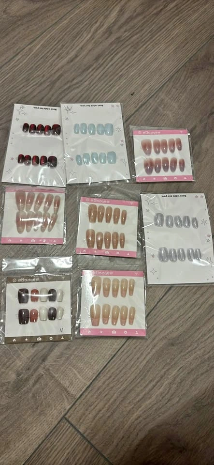 Press-On Nail Sets(M Size)
