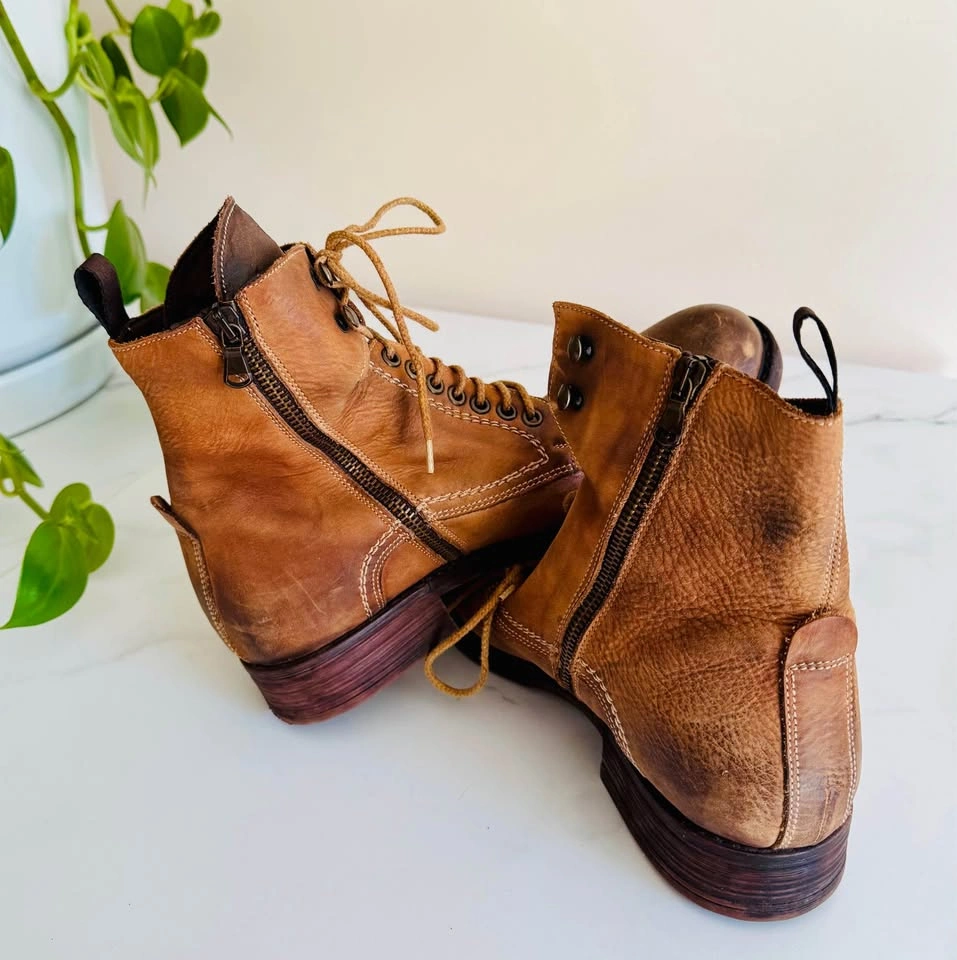 Bed Stu Leather Lace-Up Boots - photo 4