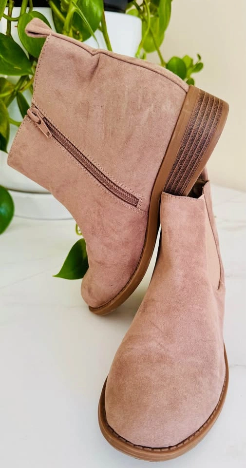 Penningtons Booties Size 7W - photo 3