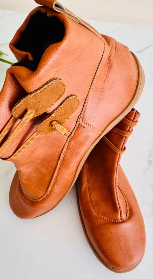 Cognac Brown Waterproof Slip-on Booties, Size 8 - photo 2