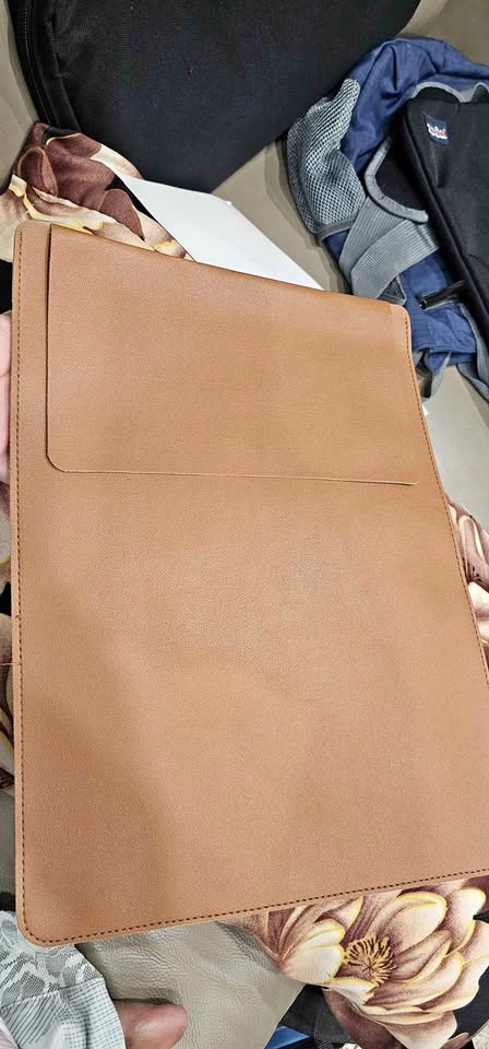 Leather Laptop bag camel colour