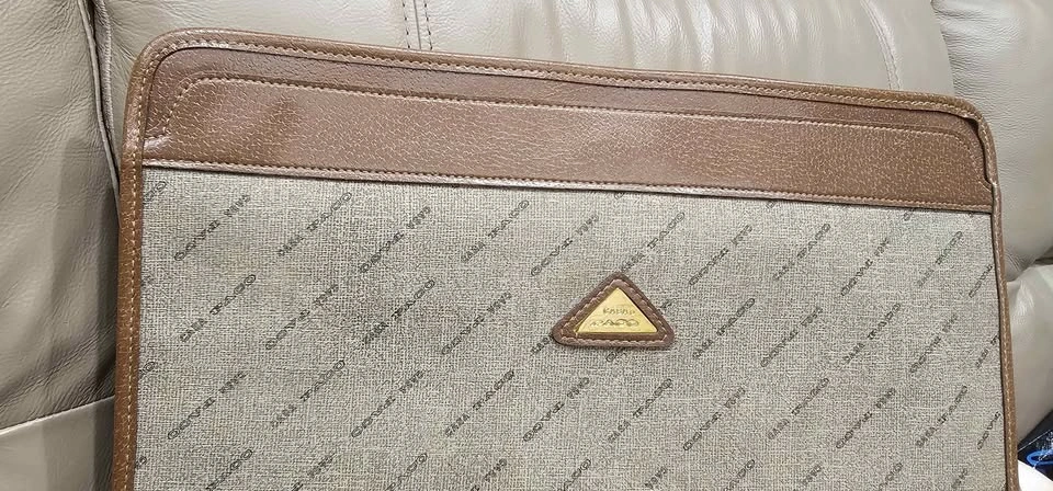 Portfolio/laptop bag. Fits a 16-inch laptop. - photo 3