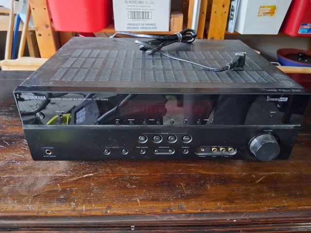 Polk Audio Speakers + Subwoofer and Yamaha Stereo Receiver