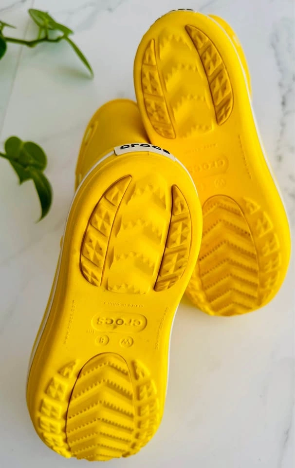 Crocs Jaunt Shorty Rain Boots, Size 8 - photo 5