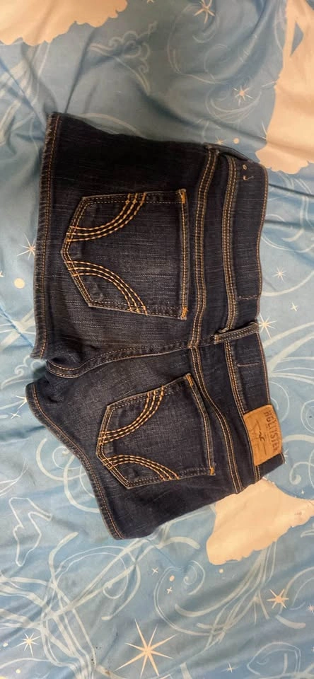 Hollister low rise vintage stretchy dark wash Denim Shorts - photo 2