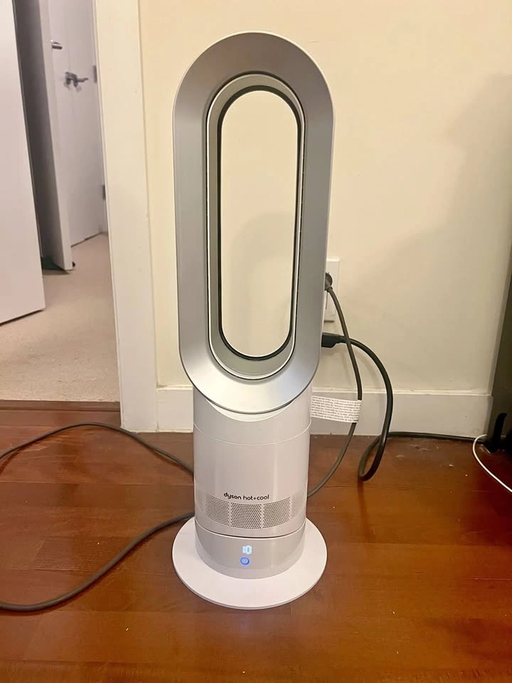 Dyson Hot+Cool Jet Focus fan heater (Model AM09) Excellent Condi