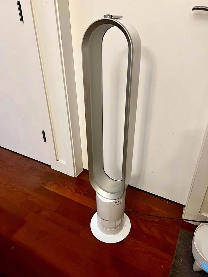 Dyson Cool Tower Fan (Model AM07) EXCELLENT CONDITION