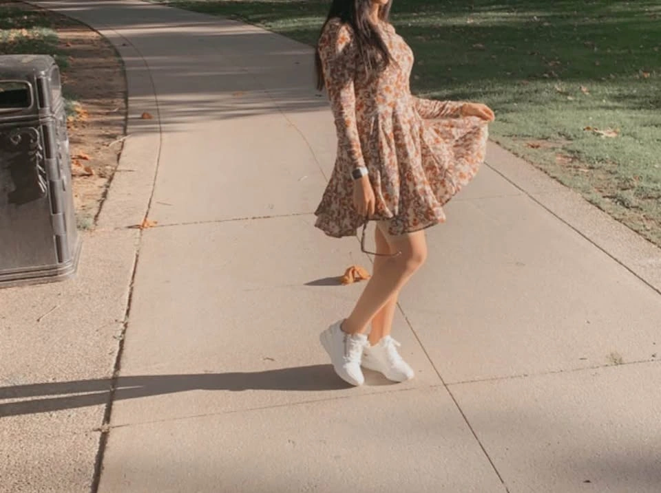 H&M short dress, like new - photo 4