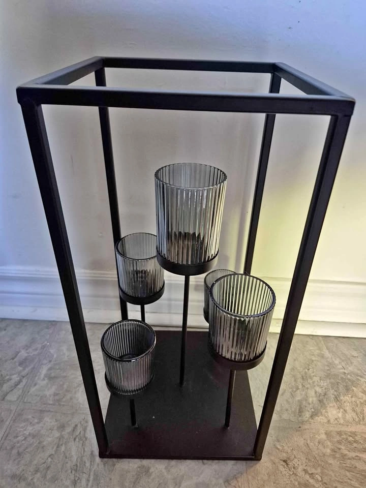 Modern Black Metal 5-Cup Votive Candle Holder