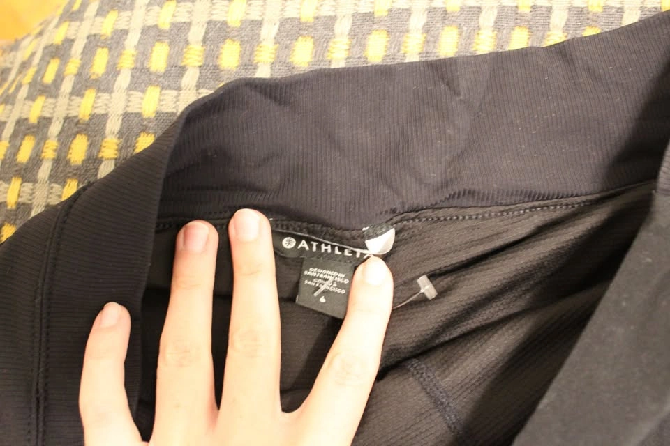 Black mini skirt/skort - photo 2