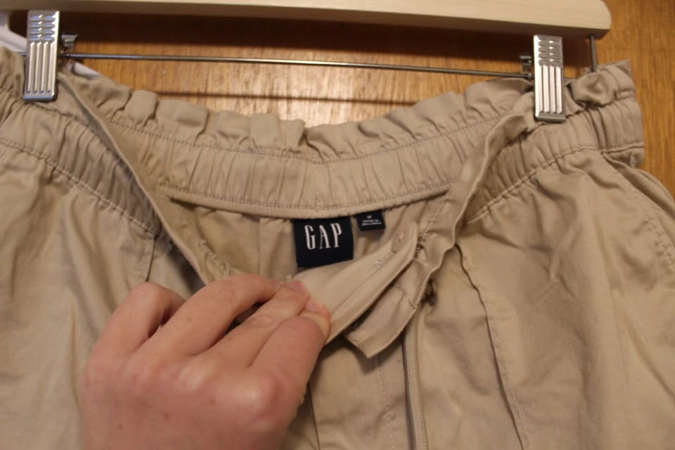 Gap hiking shorts - photo 2