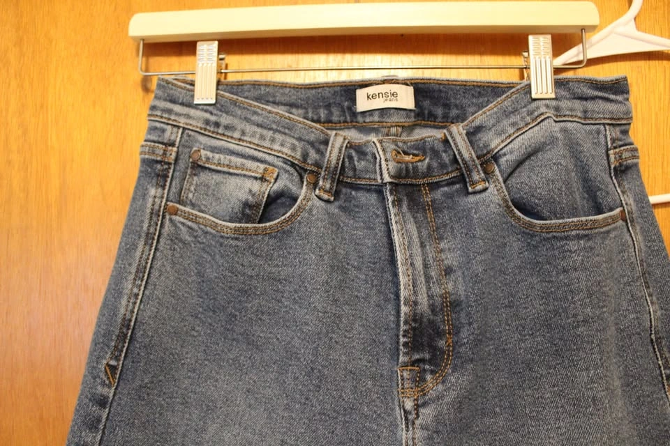 Straight leg Kensie jeans - photo 3